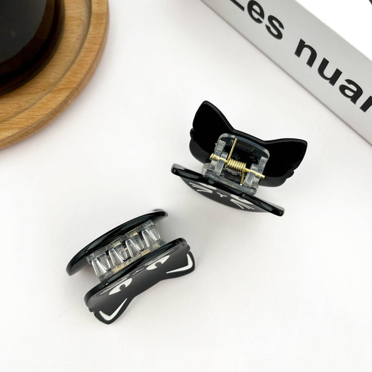 Eye-rolling Cat Claw Clip