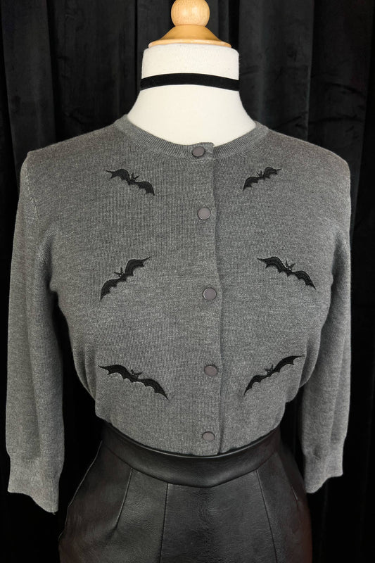 Batty Cropped Cardigan in Gray